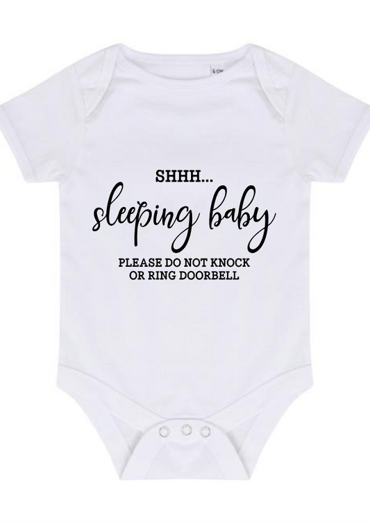 SHHH…SLEEPING BABY PLEASE DO NOT KNOCK OR RING DOORBELL” BABY VEST BODYSUIT